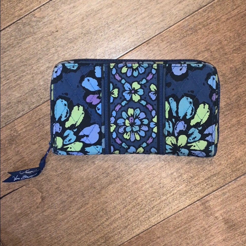 Vera Bradly wallet!